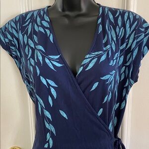 Elegant Blue Leaf Print Wrap Dress size L